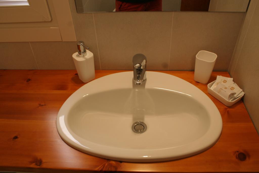 Note Sulla Piazza Bed & Breakfast Cagliari Cameră foto